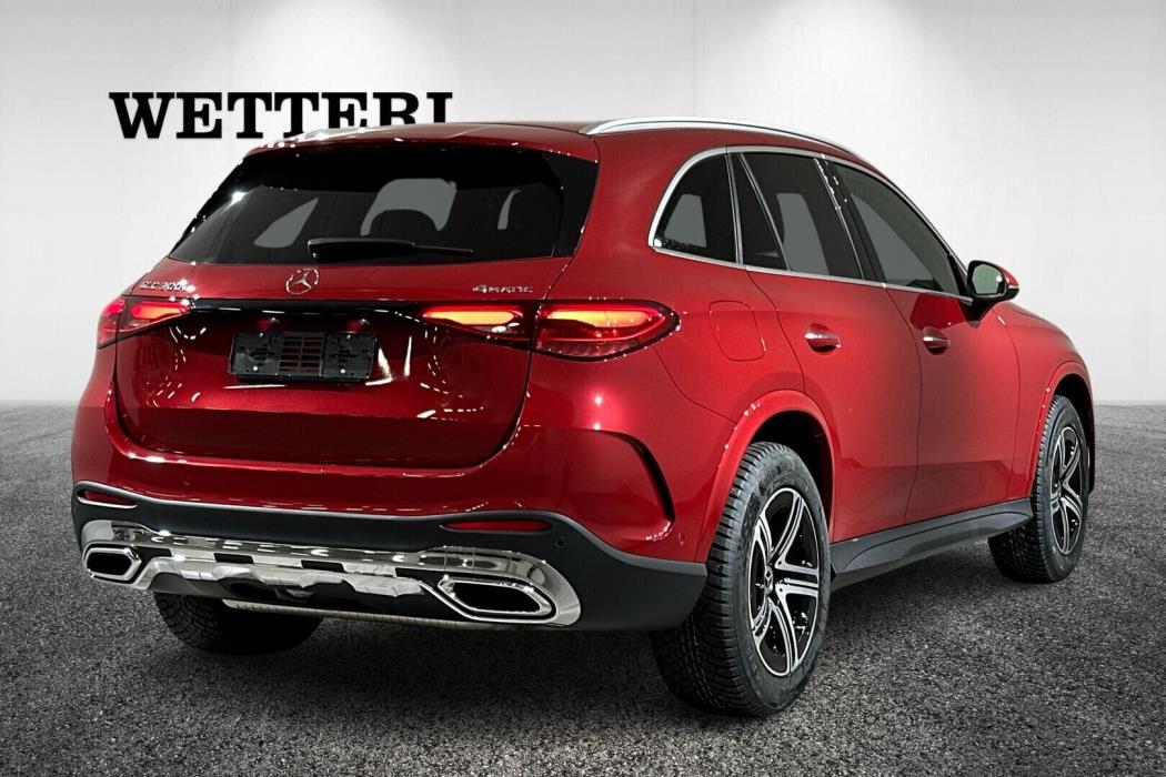 MERCEDES-BENZ GLC 2024