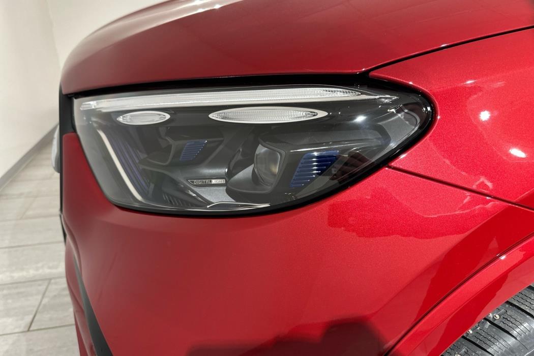 MERCEDES-BENZ GLC 2024