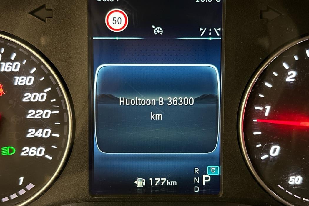 MERCEDES-BENZ VITO 2024