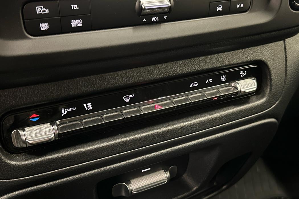 MERCEDES-BENZ VITO 2024