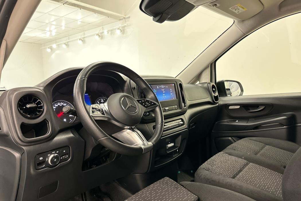 MERCEDES-BENZ VITO 2024