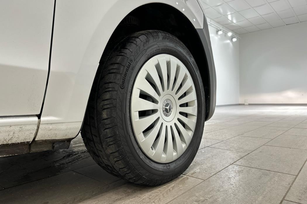 MERCEDES-BENZ VITO 2024