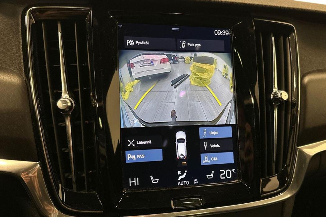 VOLVO V90 Cross Country 2017