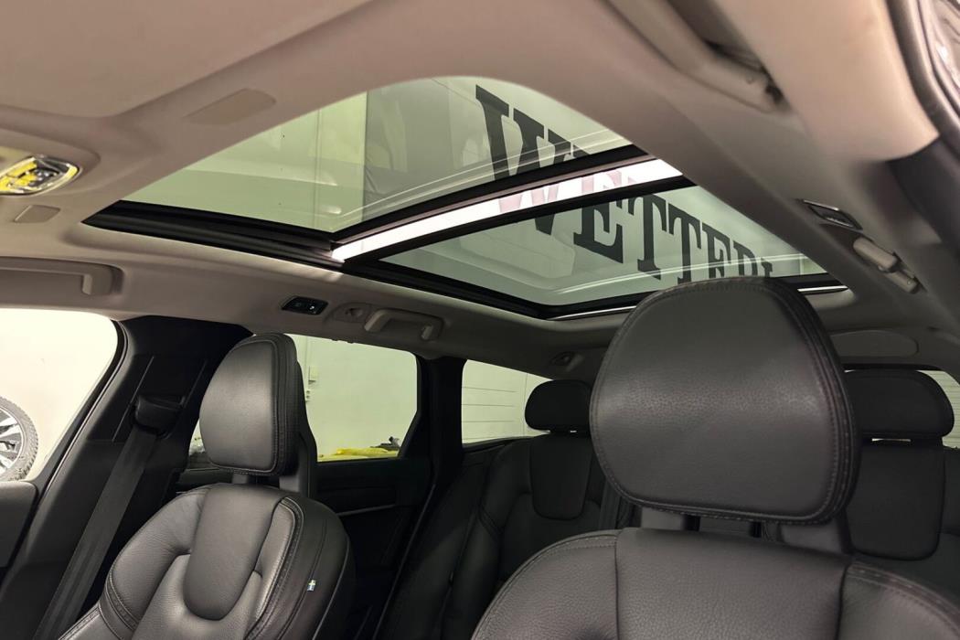 VOLVO V90 Cross Country 2017