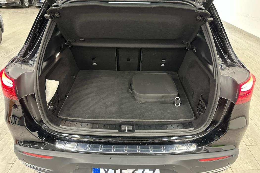 MERCEDES-BENZ EQA 2025