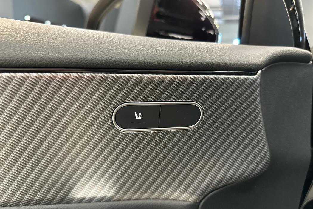 MERCEDES-BENZ A 2025