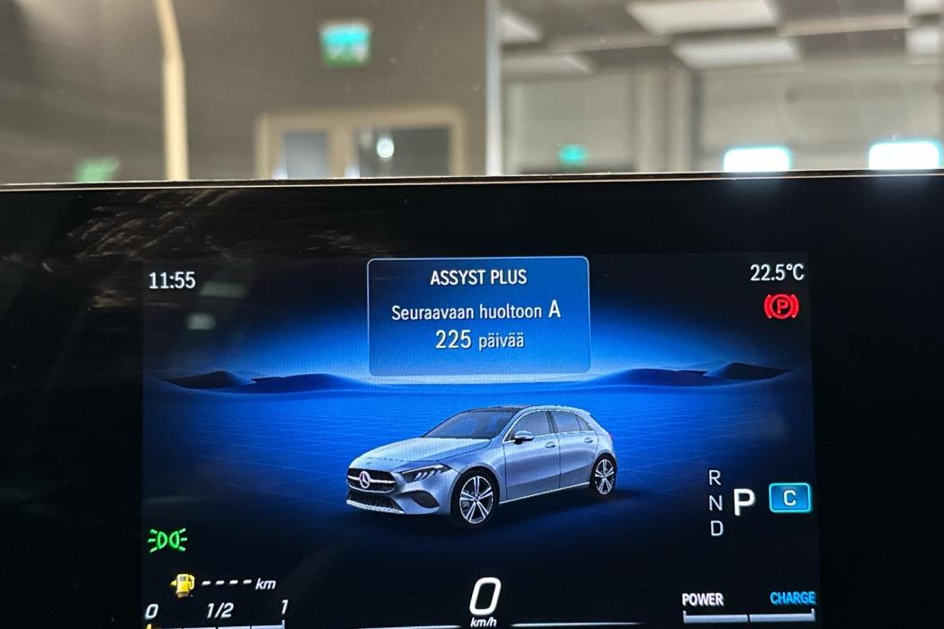 MERCEDES-BENZ A 2025