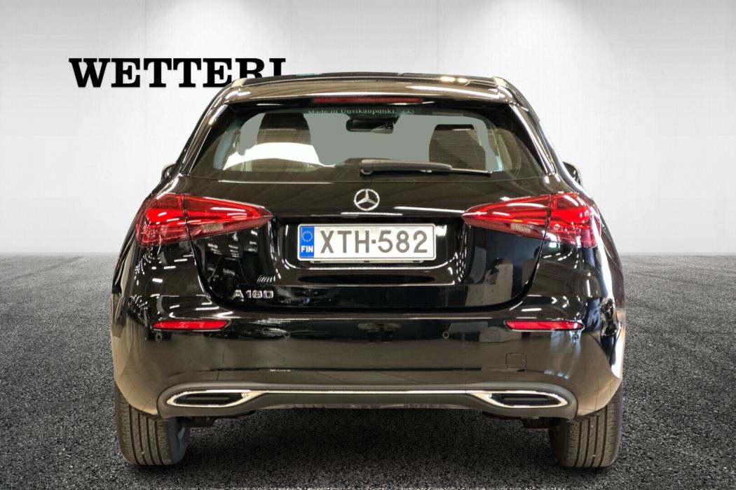 MERCEDES-BENZ A 2025