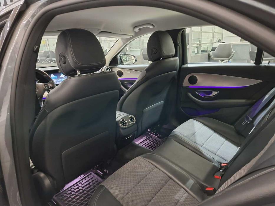 MERCEDES-BENZ E 2016