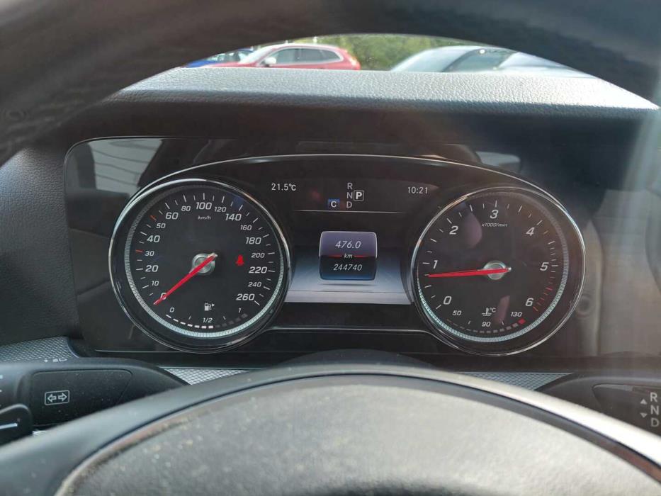 MERCEDES-BENZ E 2016