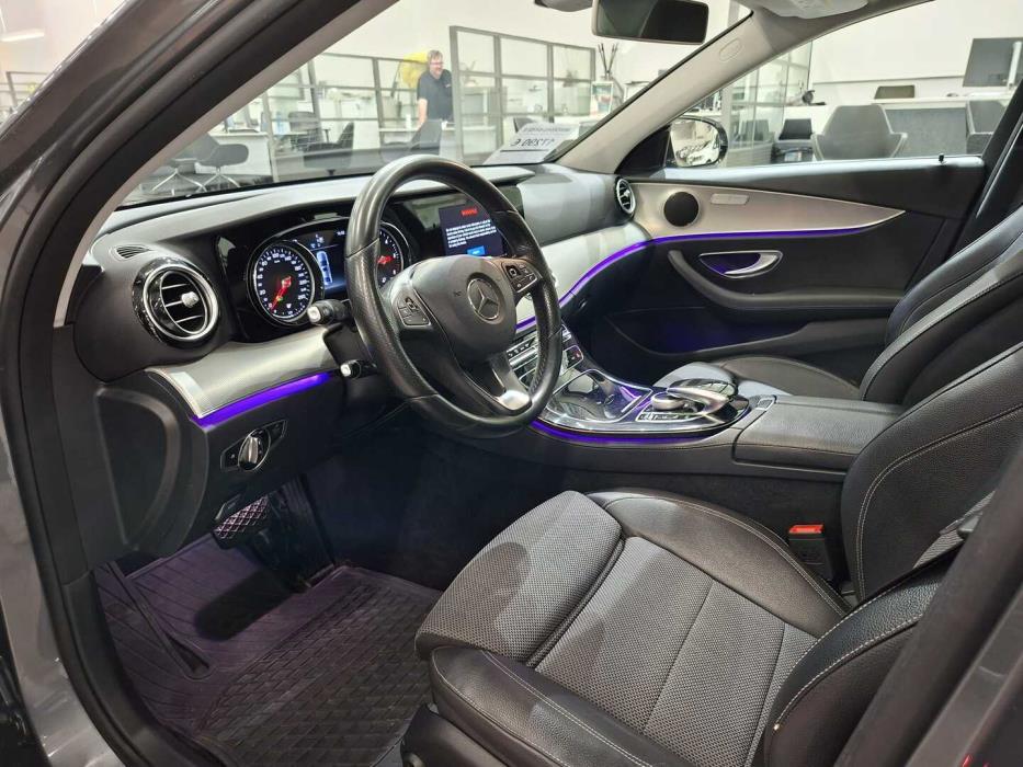 MERCEDES-BENZ E 2016