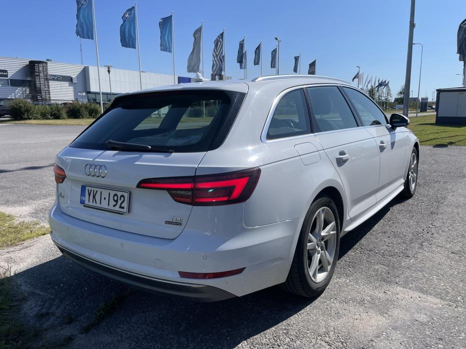 AUDI A4 2018
