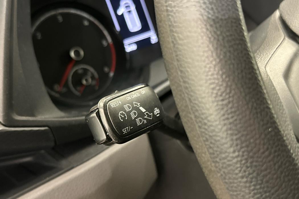 VOLKSWAGEN Transporter 2020