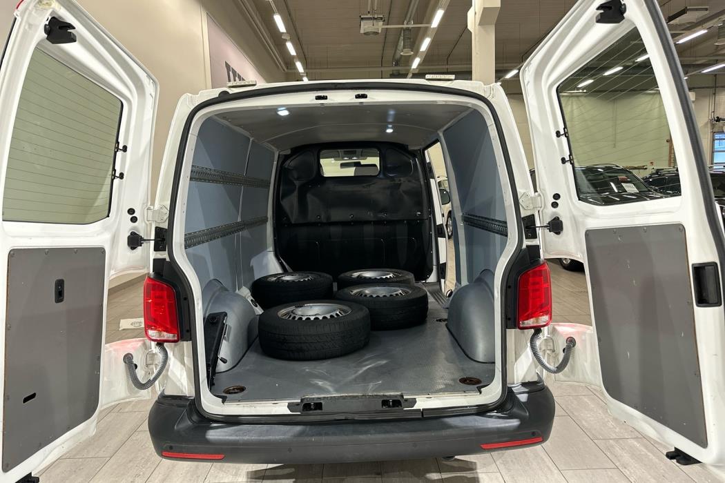 VOLKSWAGEN Transporter 2020
