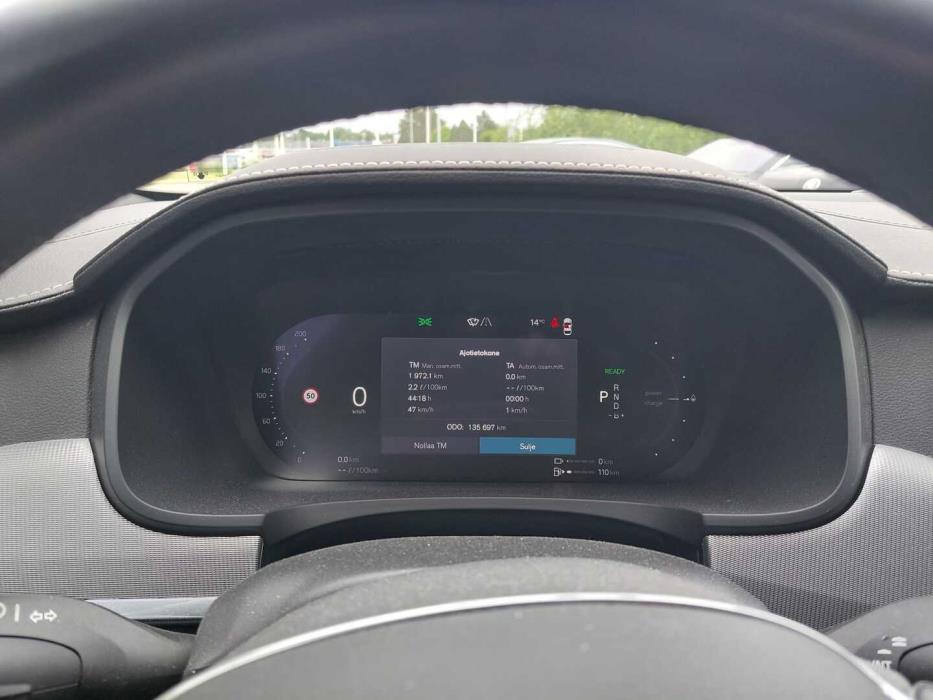VOLVO V90 2022