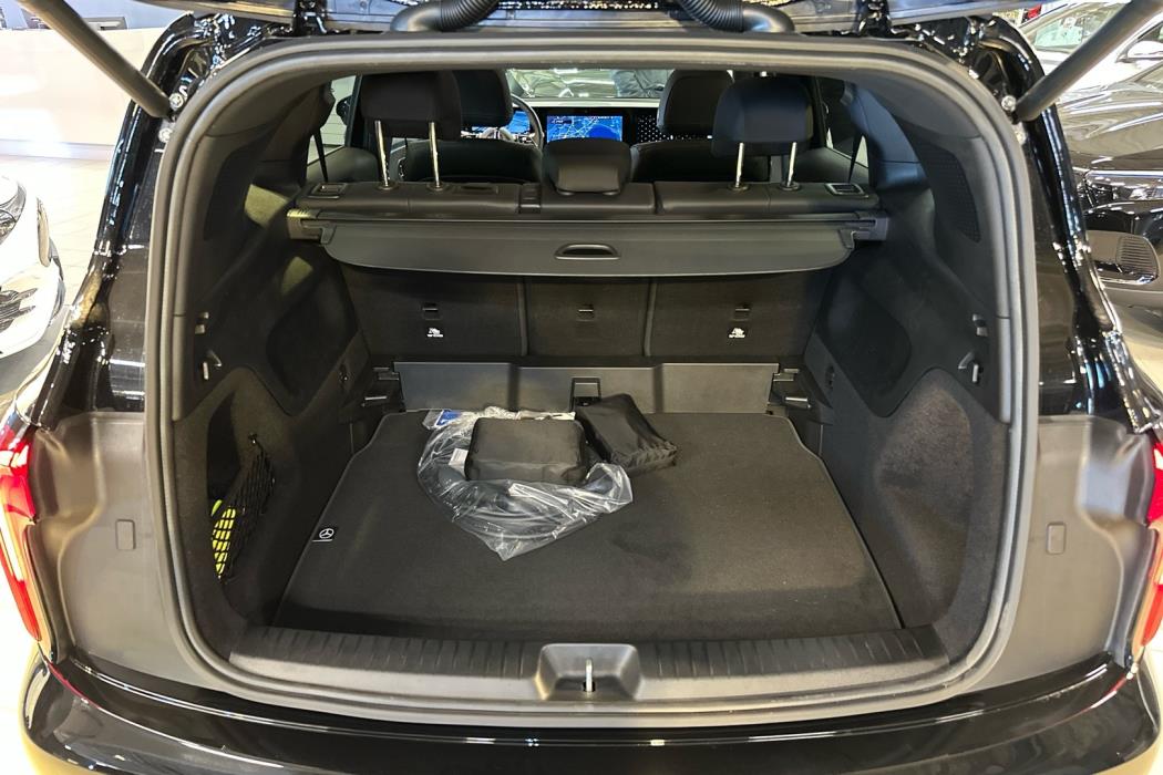 MERCEDES-BENZ GLB 2026