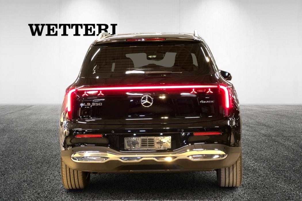 MERCEDES-BENZ GLB 2026