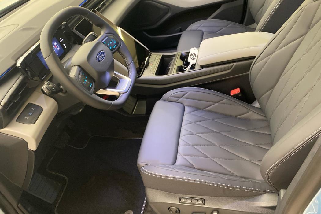 FORD Explorer 2024