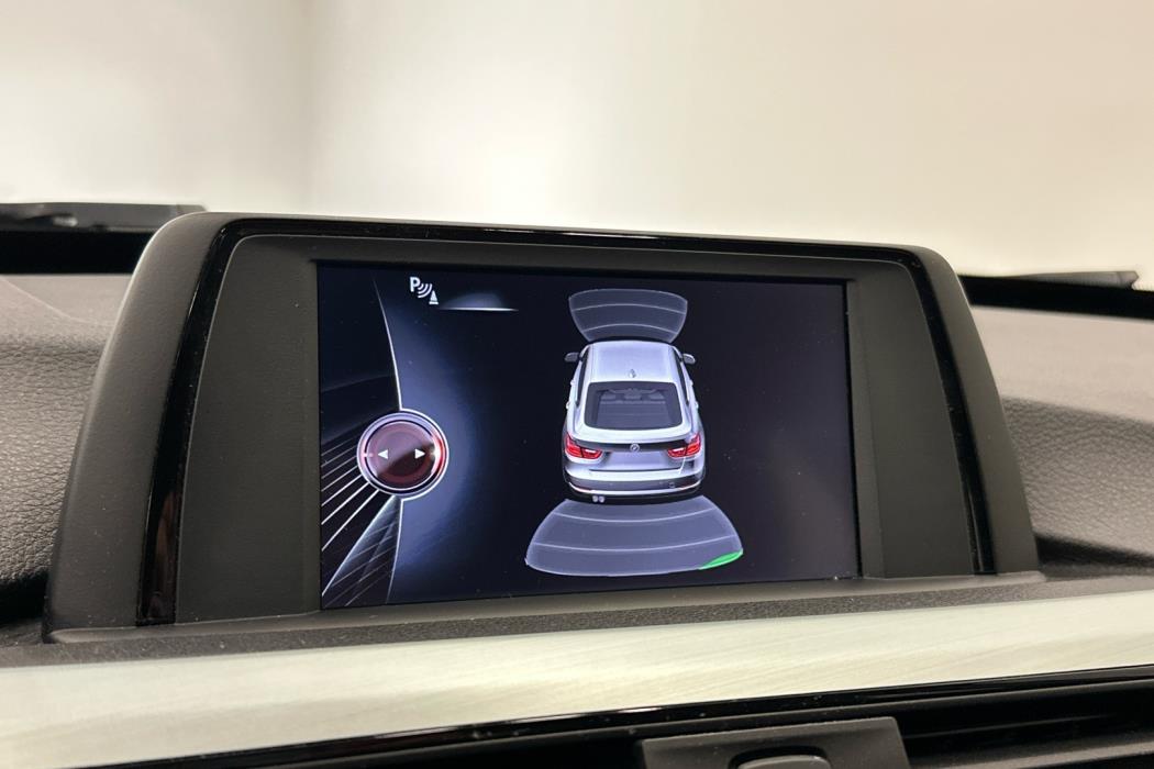 BMW 320 Gran Turismo 2016