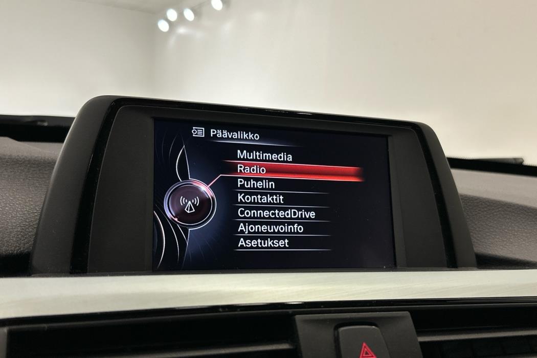 BMW 320 Gran Turismo 2016