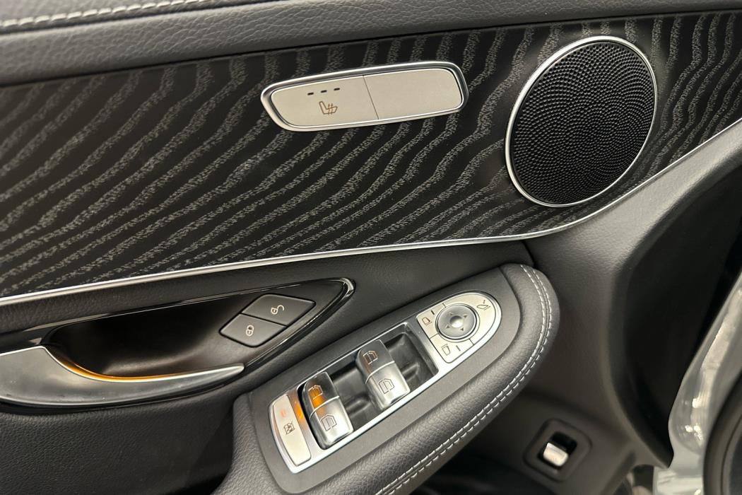 MERCEDES-BENZ GLC 2020