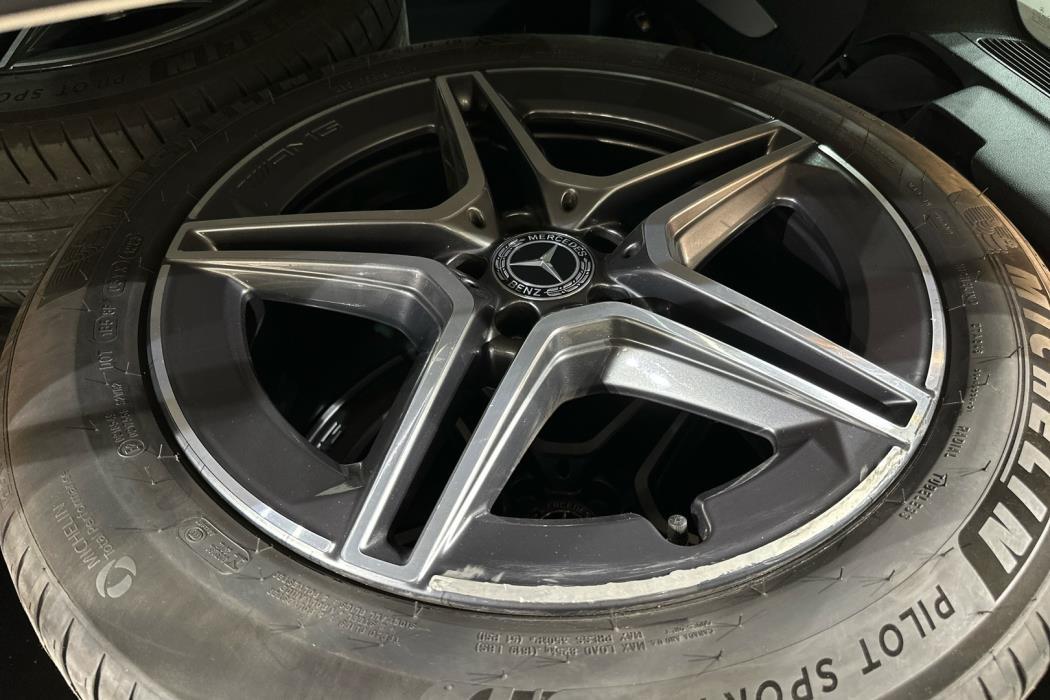 MERCEDES-BENZ GLC 2021