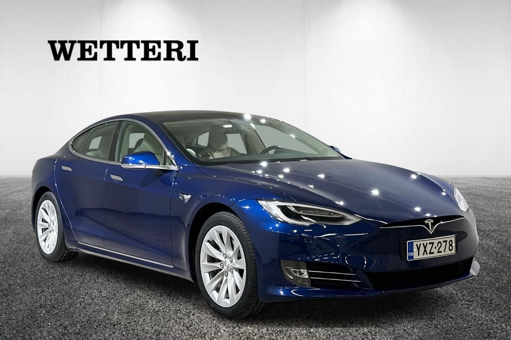 TESLA Model S 2018
