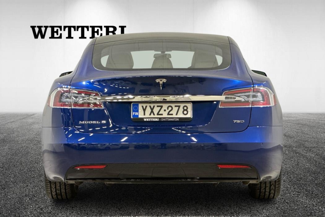TESLA Model S 2018