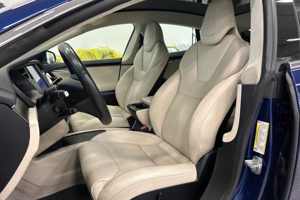 TESLA Model S 2018
