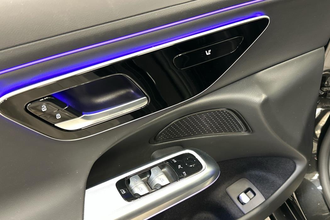 MERCEDES-BENZ E 2024