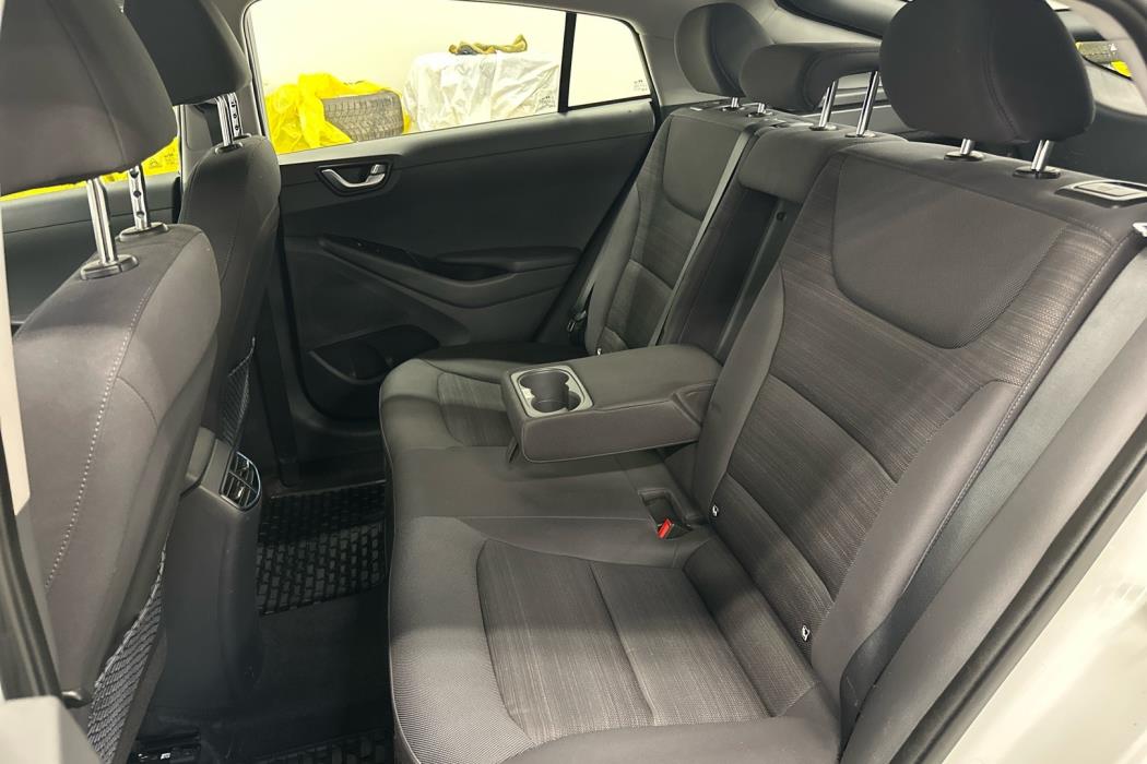 HYUNDAI IONIQ hybrid 2017