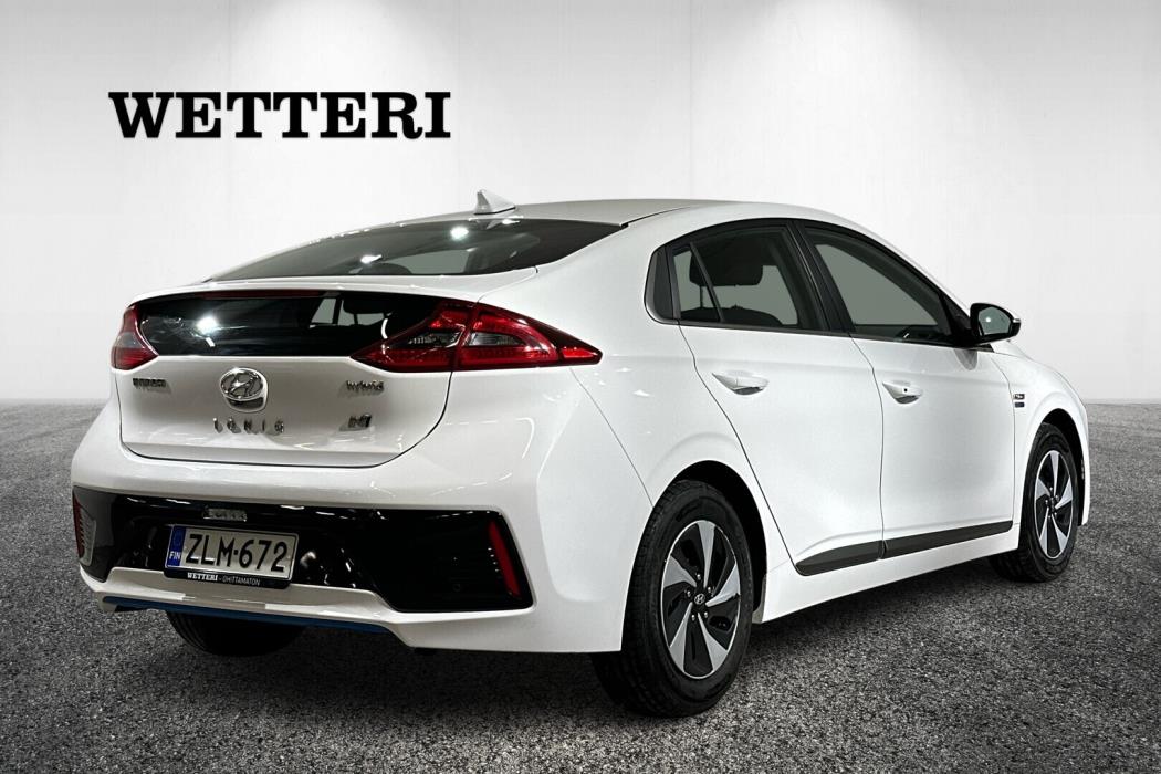 HYUNDAI IONIQ hybrid 2017