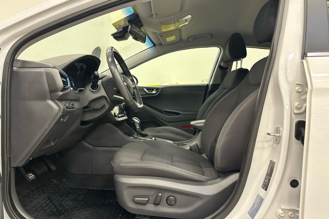 HYUNDAI IONIQ hybrid 2017