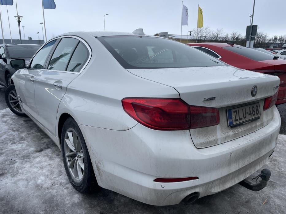 BMW 520 2019