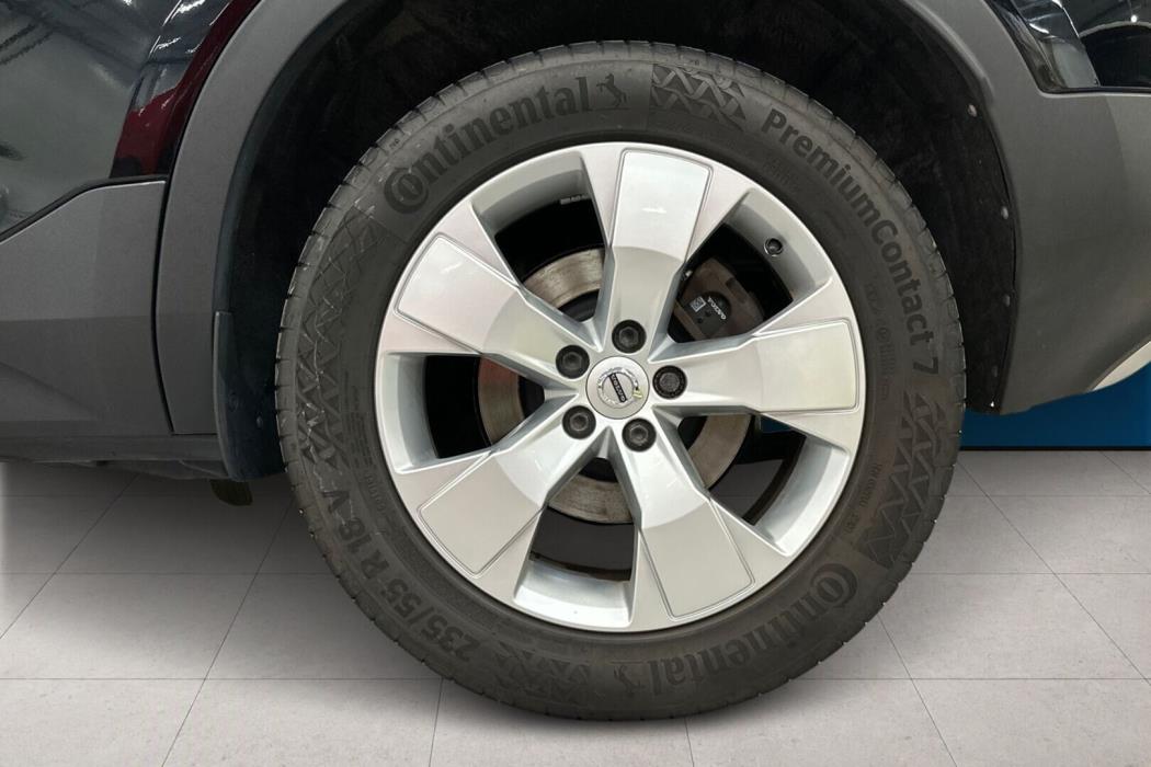 VOLVO XC40 2019