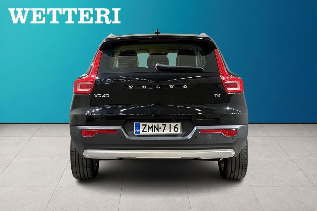 VOLVO XC40 2019