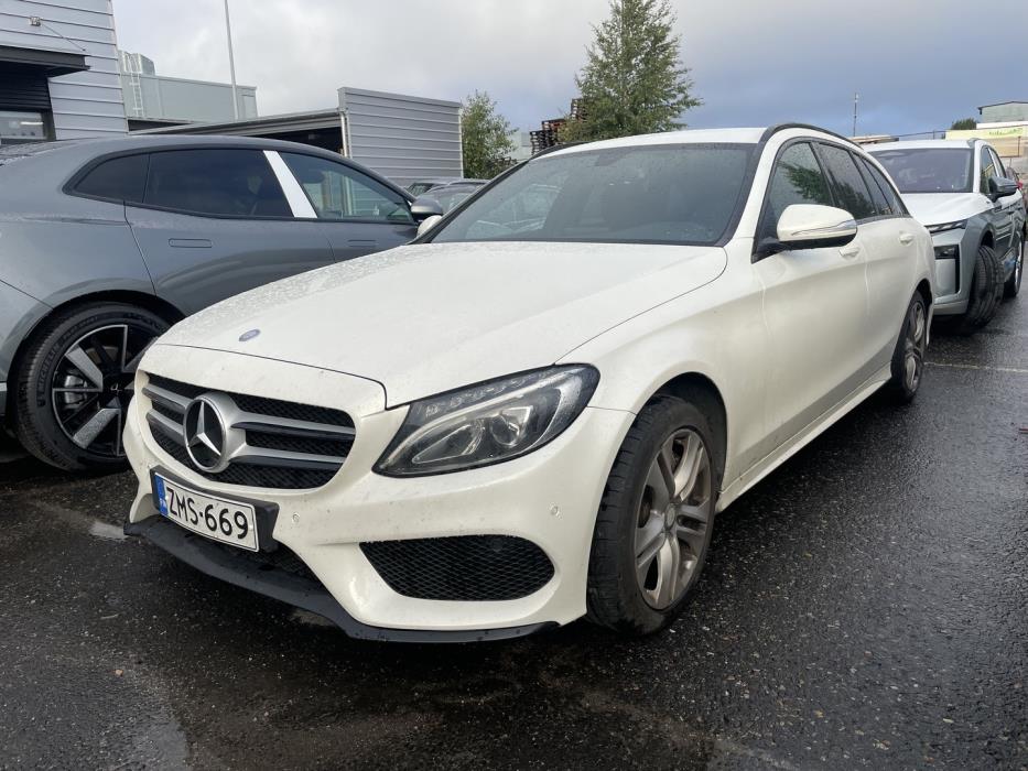 MERCEDES-BENZ C 2015