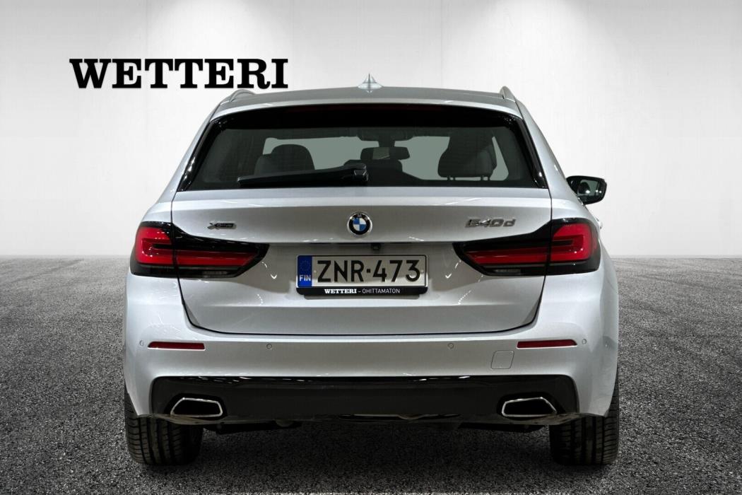 BMW 540 2021