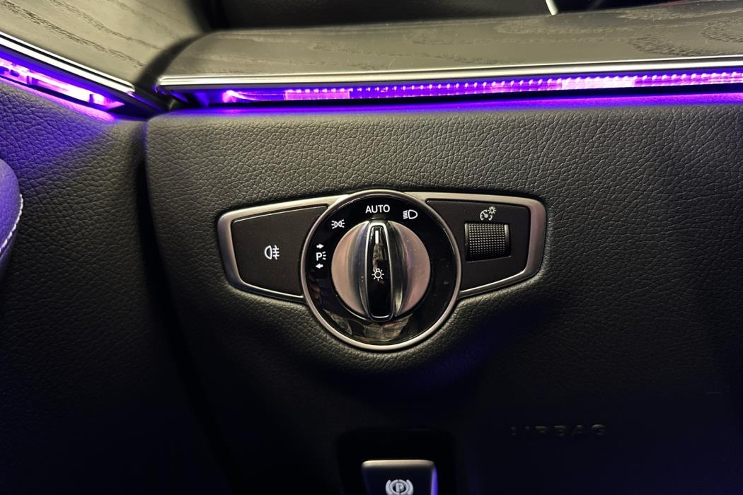 MERCEDES-BENZ E 2021