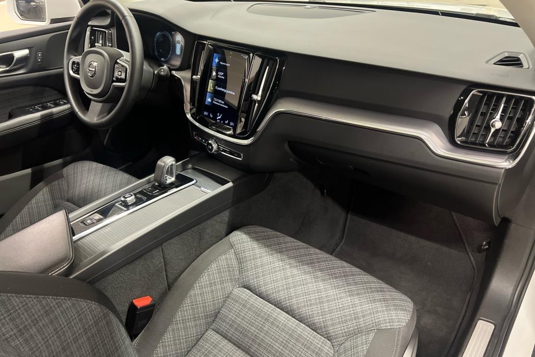VOLVO V60 Cross Country 2022