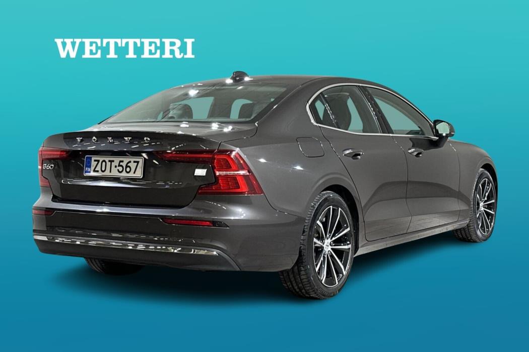 VOLVO S60 2023