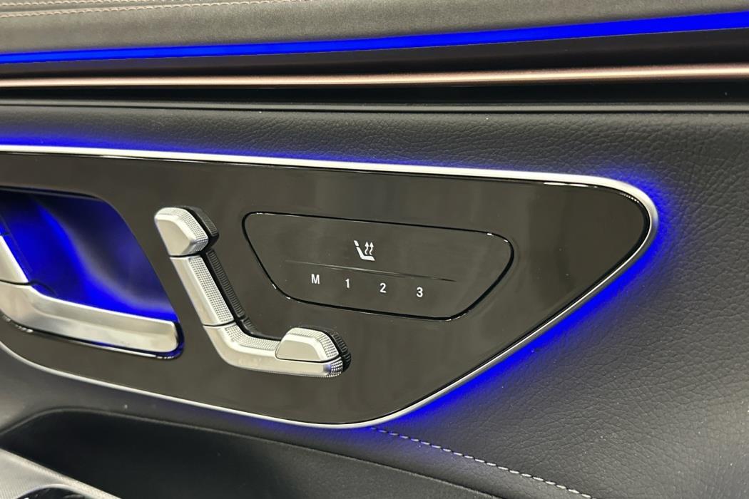 MERCEDES-BENZ EQE 2022