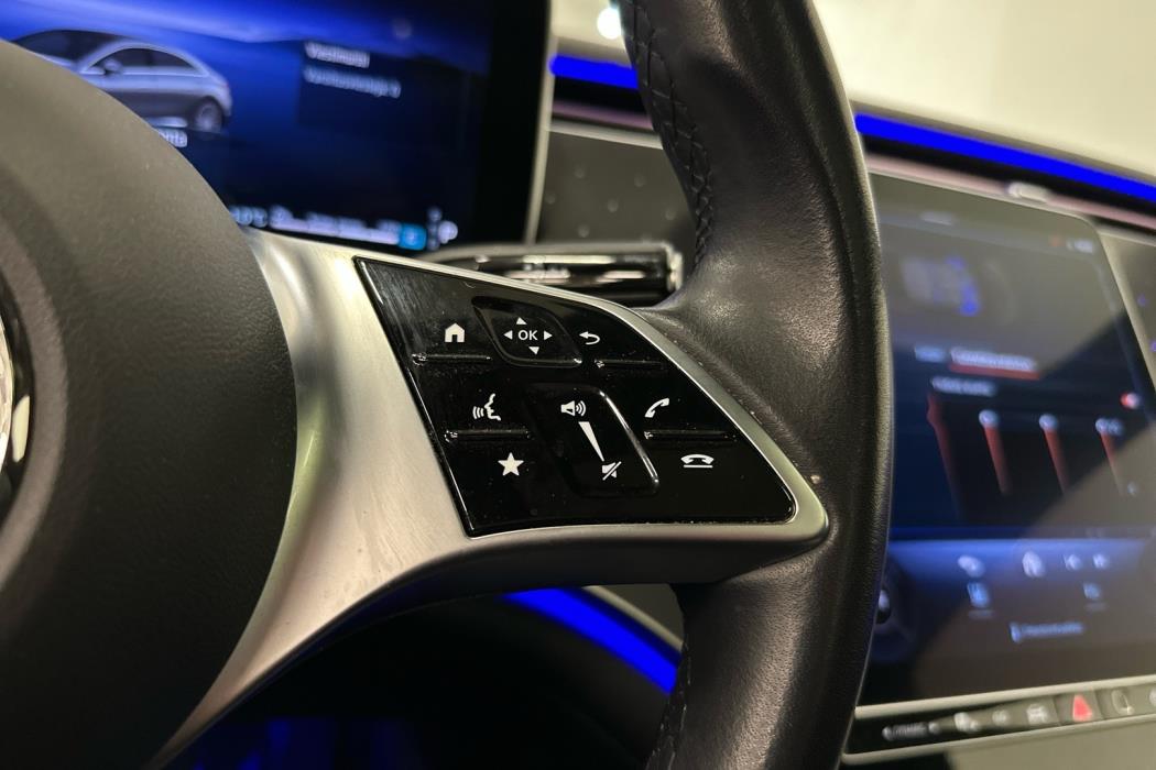 MERCEDES-BENZ EQE 2022