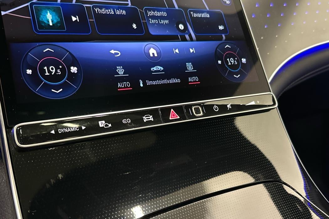 MERCEDES-BENZ EQE 2022