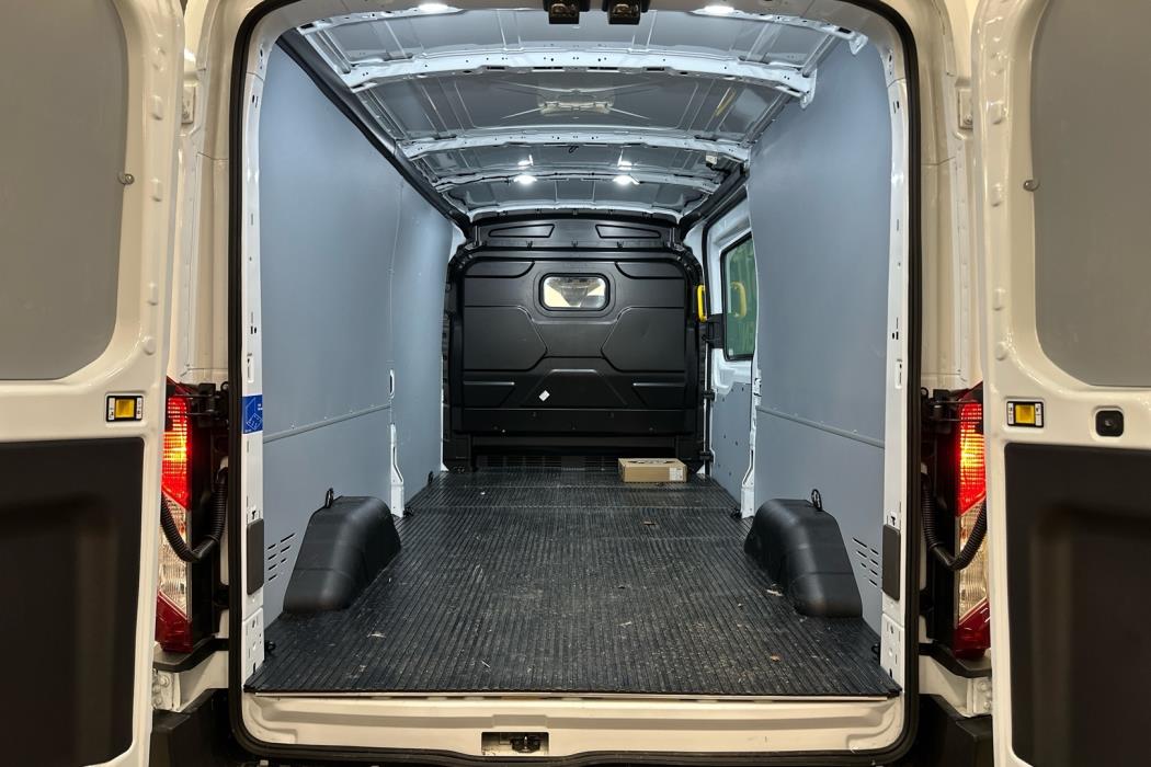 FORD Transit 2025