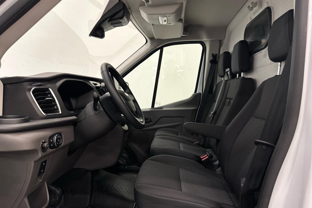 FORD Transit 2025