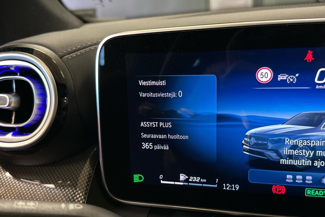 MERCEDES-BENZ GLC 2025