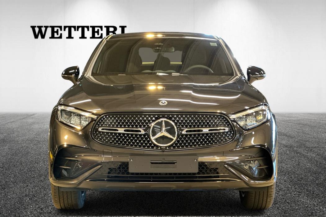 MERCEDES-BENZ GLC 2025