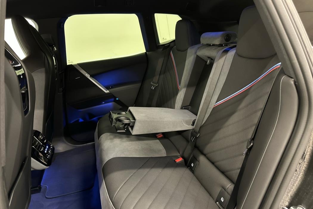 BMW iX 2026