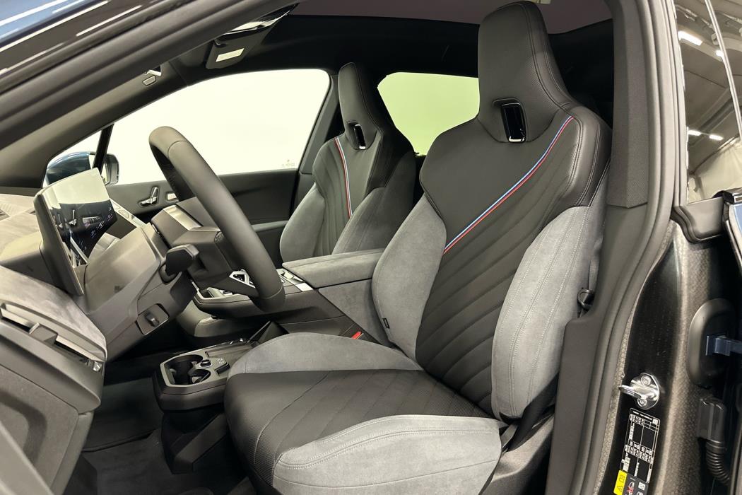 BMW iX 2026